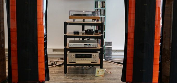 dong loa Sonus Faber Elipsa red hay