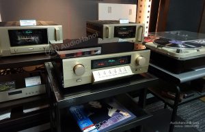 pre ampli Accuphase C-2850 chuan