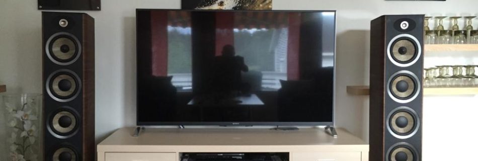 cap loa Focal aria 936 mau den