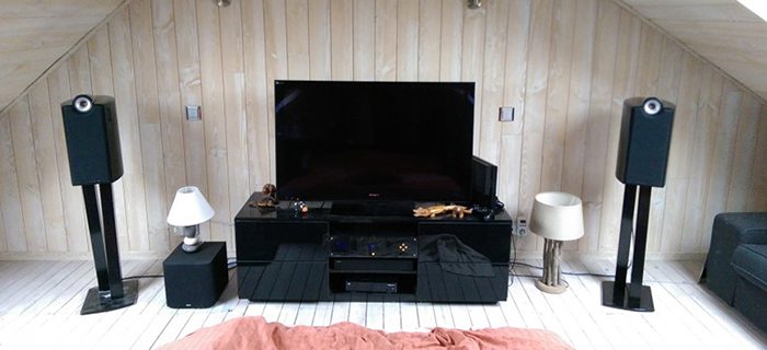 loa triangle Signature Enceinte Theta