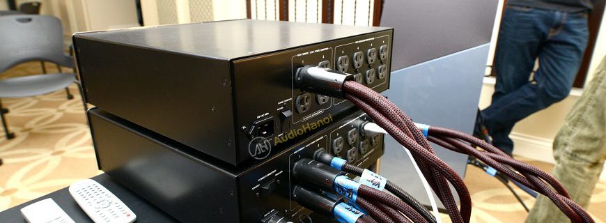 day nguon AudioQuest Hurricane High Current chuan