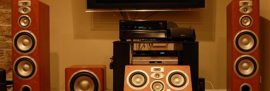 loa JBL Studio L880 chuan