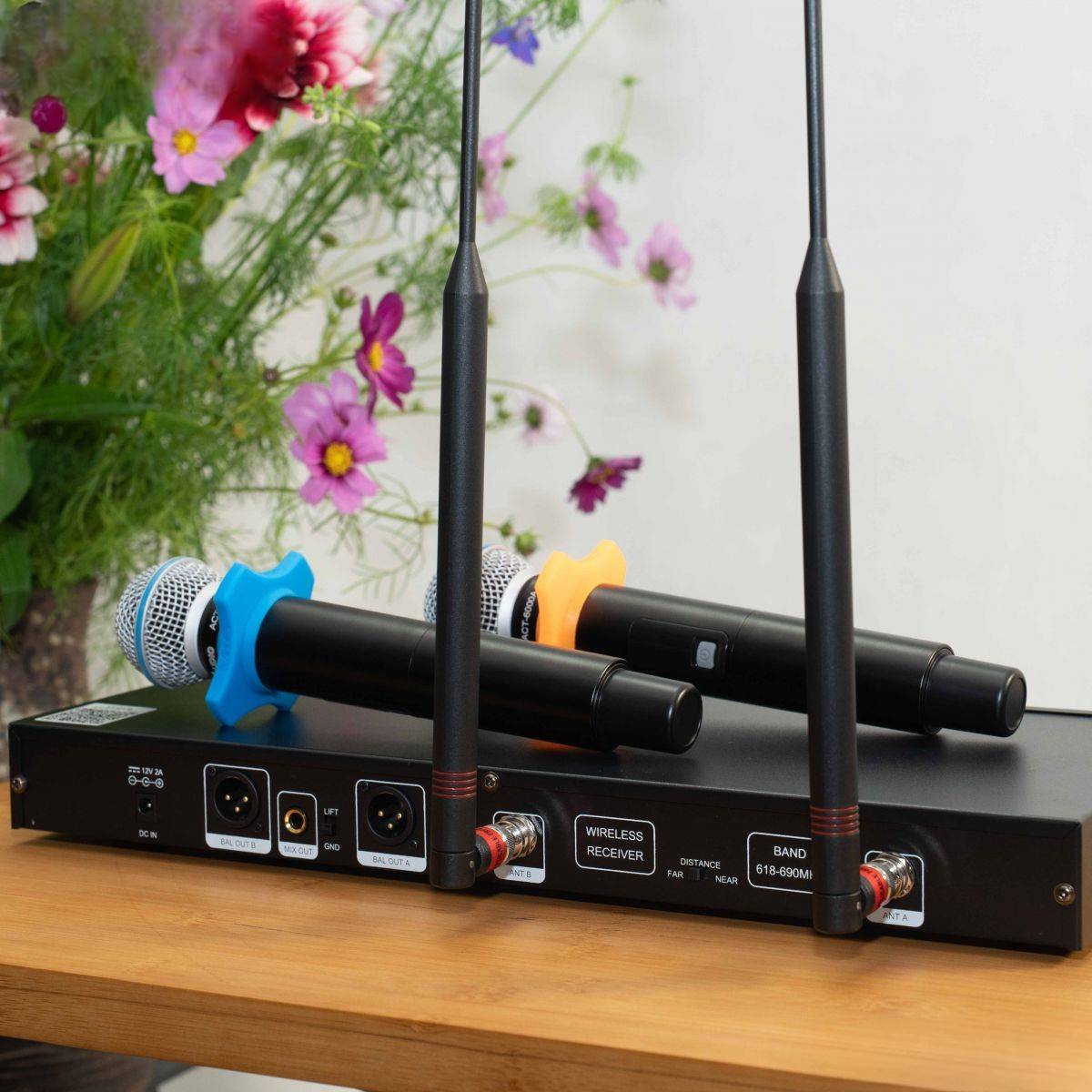Micro không dây PA Audio ACT-6000A mang đến trải nghiệm hát tự nhiên và ổn định