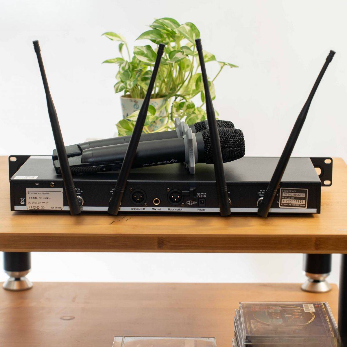 Micro không dây PA Audio ACT-880A mở ra trải nghiệm ca hát tự nhiên và ổn định