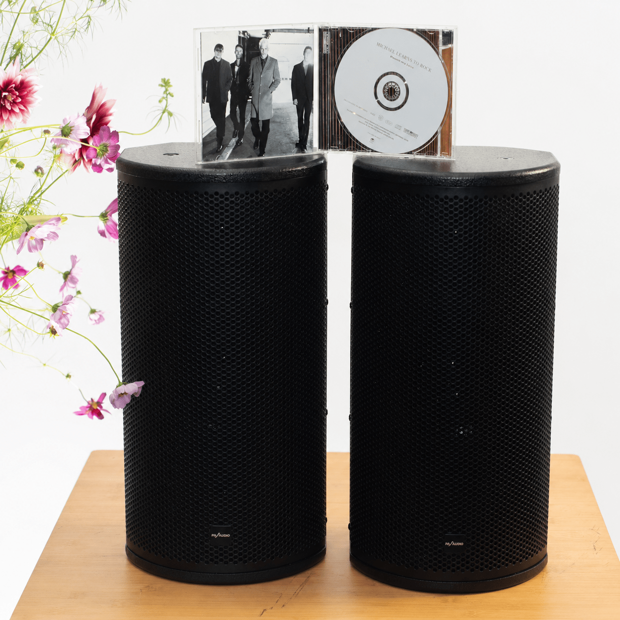 Loa Karaoke PA Audio MR363 mang đến trải nghiệm ca hát sống động và đầy cảm xúc